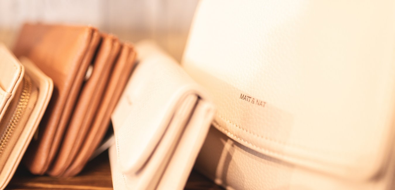 【送料無料ライン/39ショップ】 Matt & Nat – Studio On 1st トップス