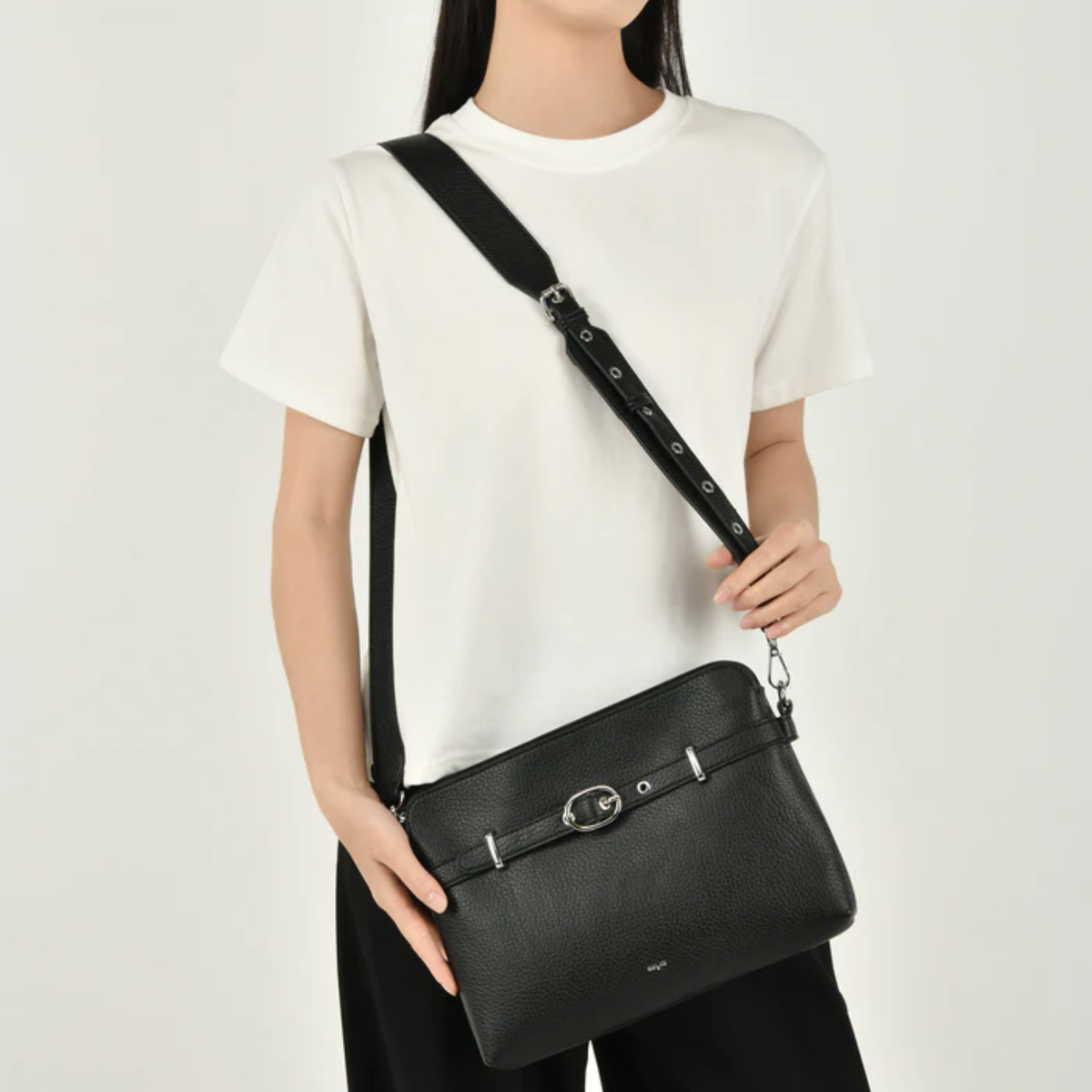 Untitled Colab Colab Zoe Crossbody – Studio On 1st